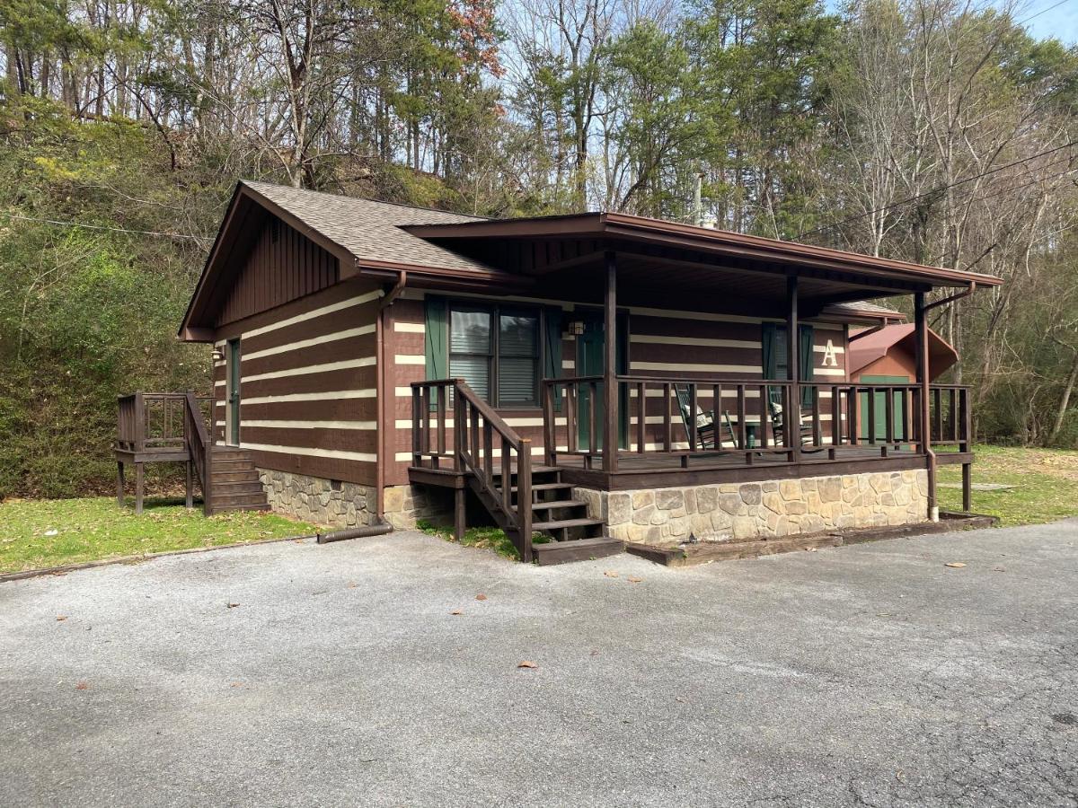 הוילה פיג'ן פורג' On Dolly Time 1 Mile From Dollywood מראה חיצוני תמונה